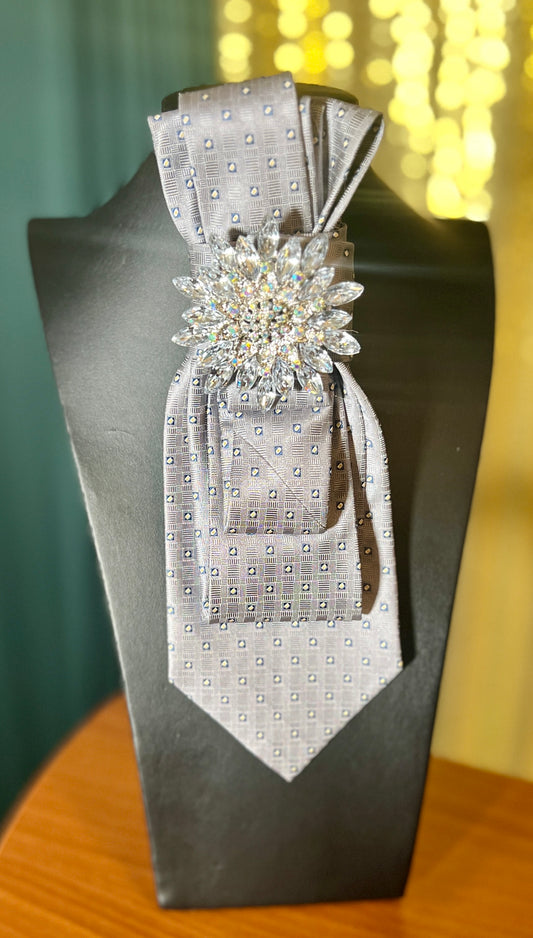 Silver Elegant Necktie Necklace