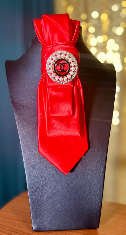 Lux CC Necktie Necklace